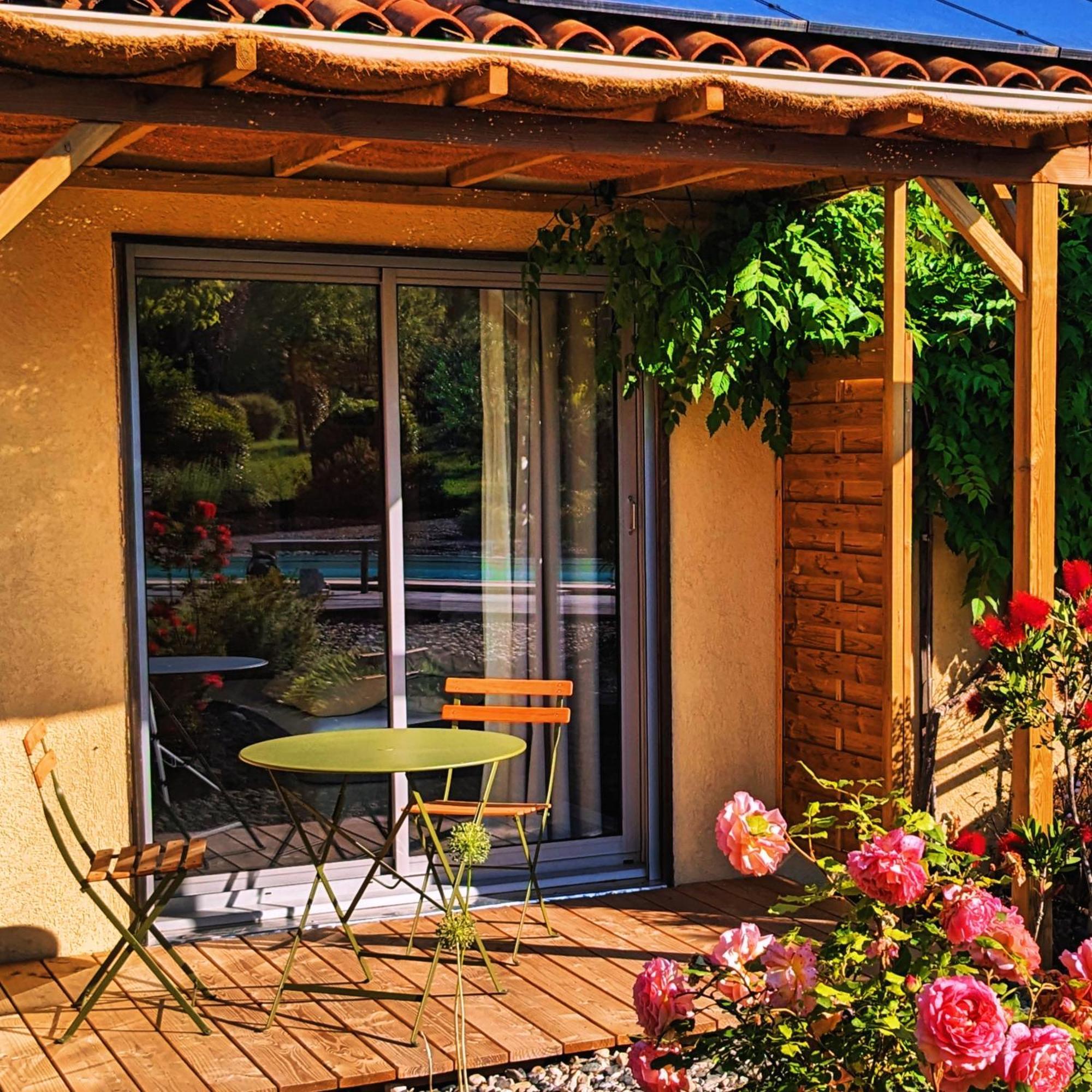 Font Vive: Eco-friendly Retreat With Gourmet Kitchen And Panoramic Views Grospierres