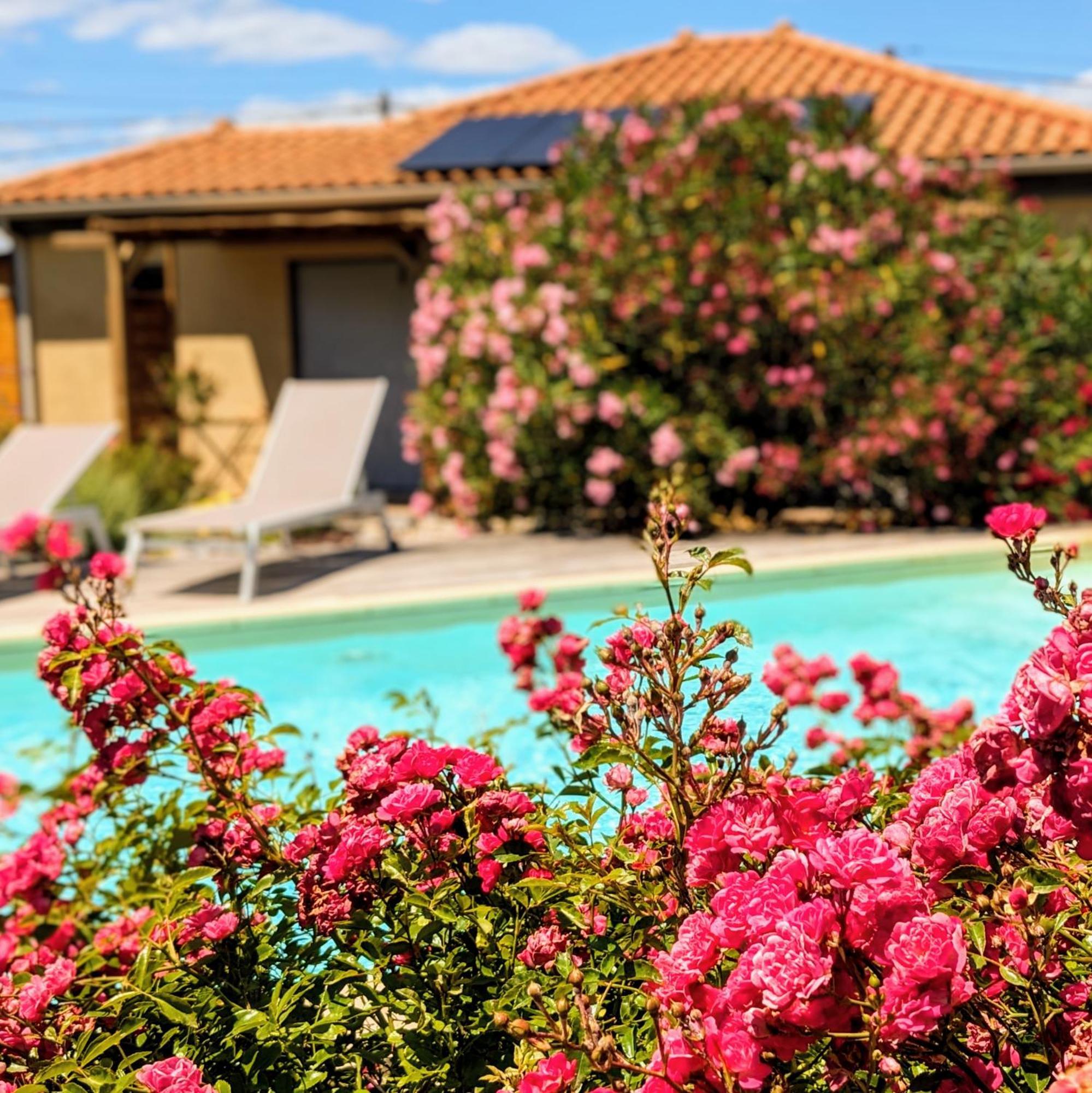Font Vive: Eco-friendly Retreat With Gourmet Kitchen And Panoramic Views * Grospierres